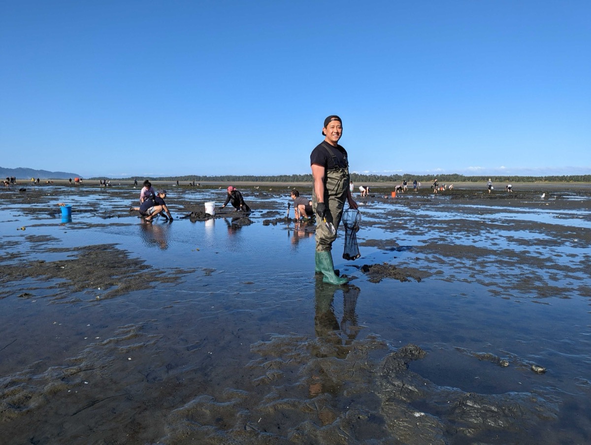 Foraging on the coast